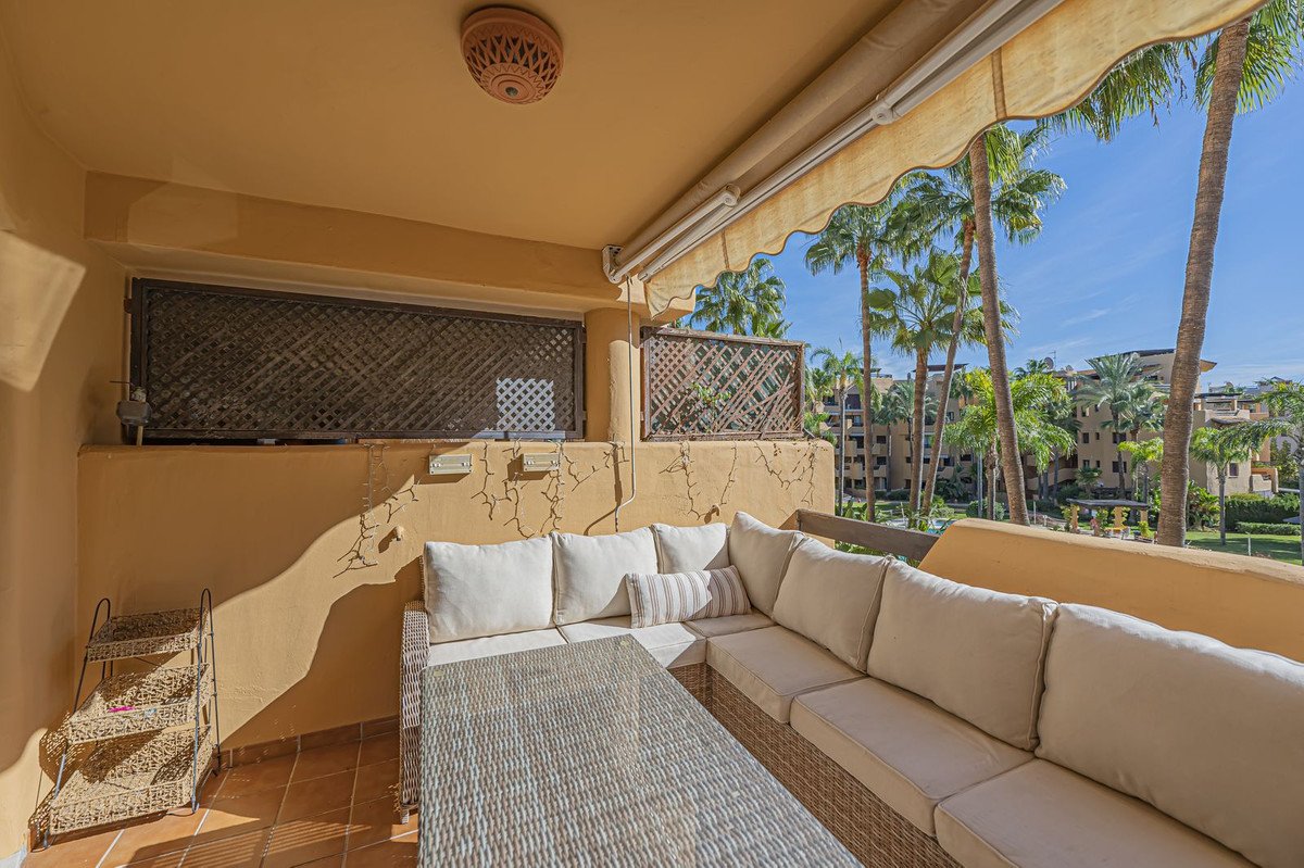 2 Bed Middle Floor Apartment in Costalita