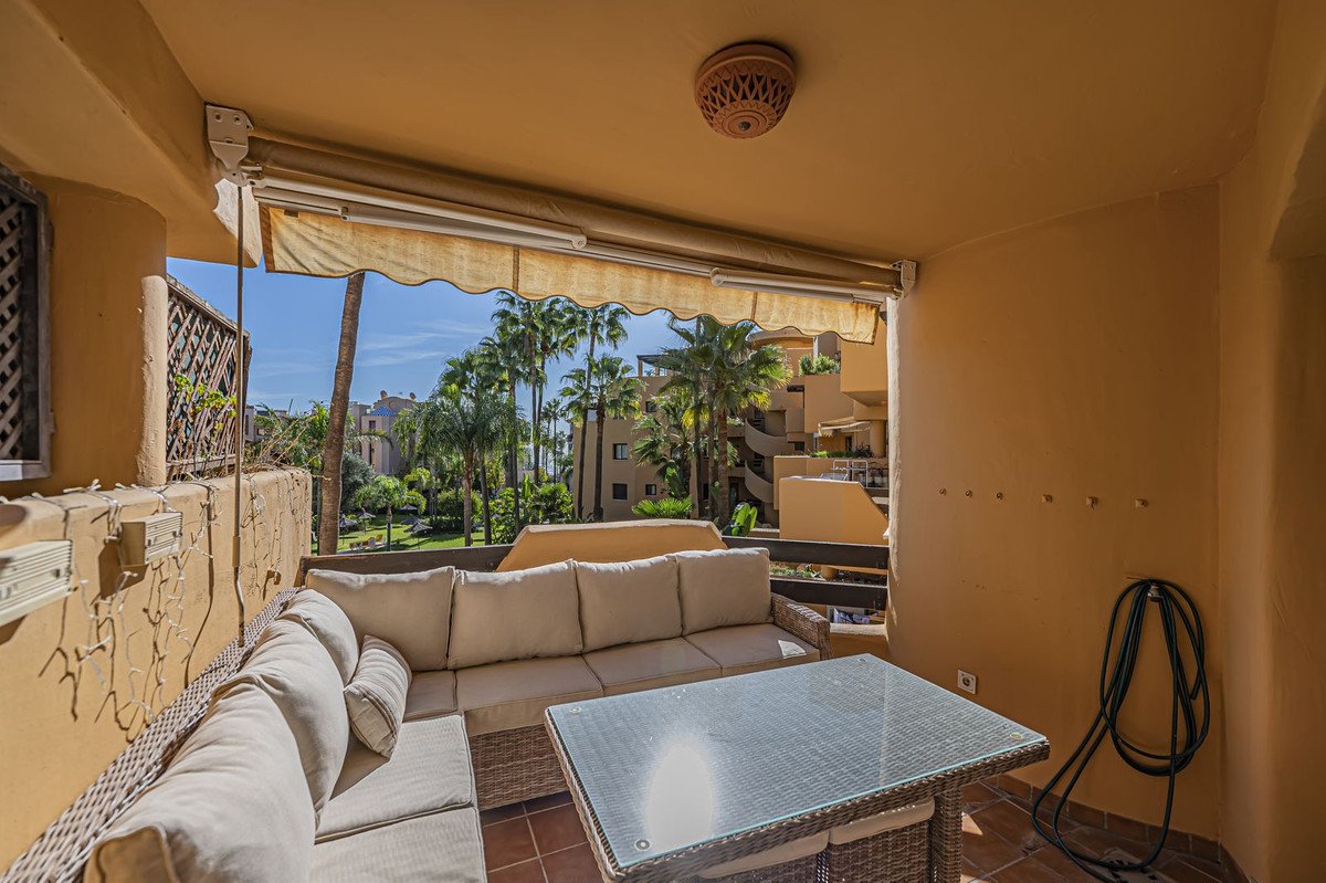 2 Bed Middle Floor Apartment in Costalita