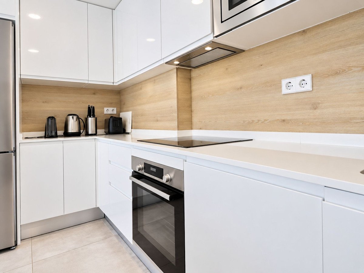 3 Bed Penthouse in New Golden Mile