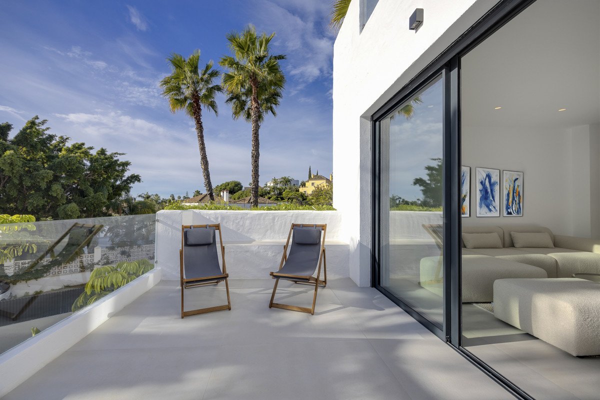 3 Bed New Development in El Paraiso