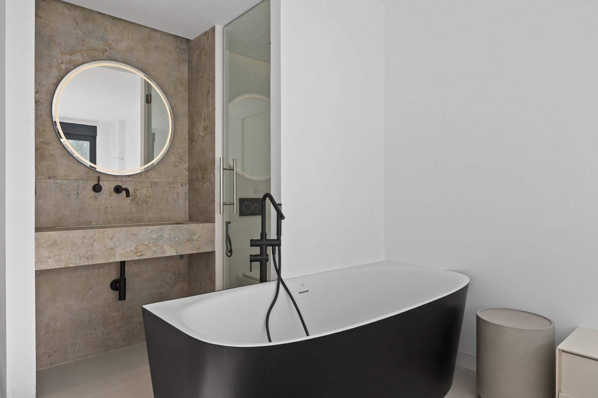 3 Bed New Development in El Paraiso