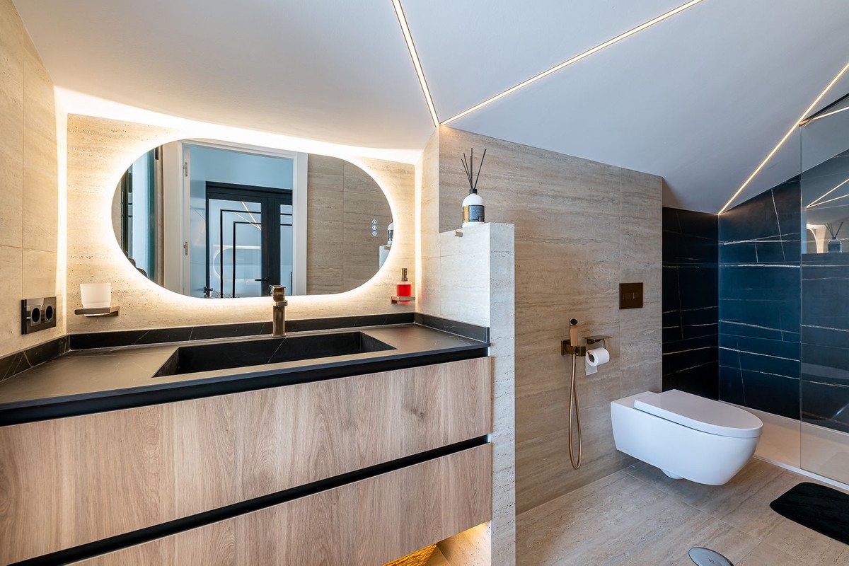 4 Bed Penthouse Duplex in Cancelada