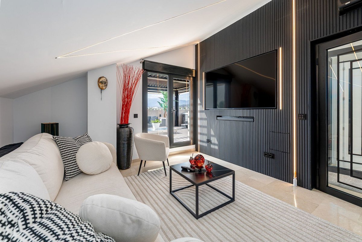 4 Bed Penthouse Duplex in Cancelada