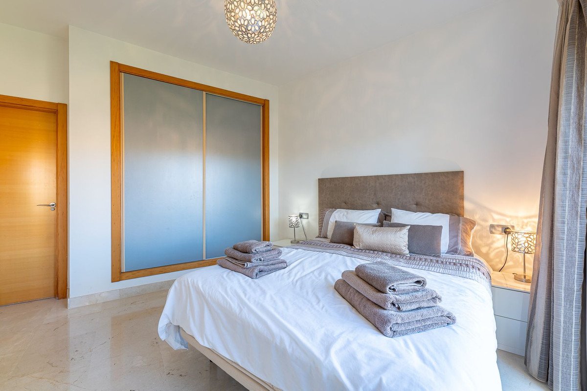 3 Bed Middle Floor Apartment in Bel Air