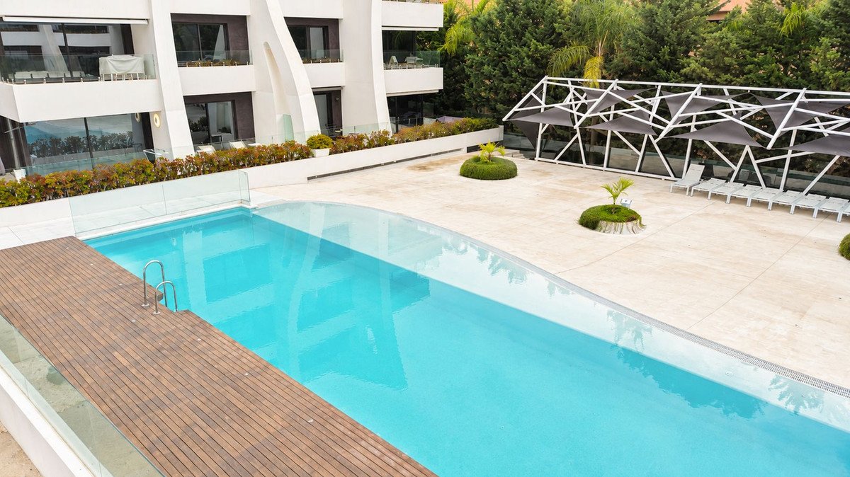 2 Bed Middle Floor Apartment in Carib Playa