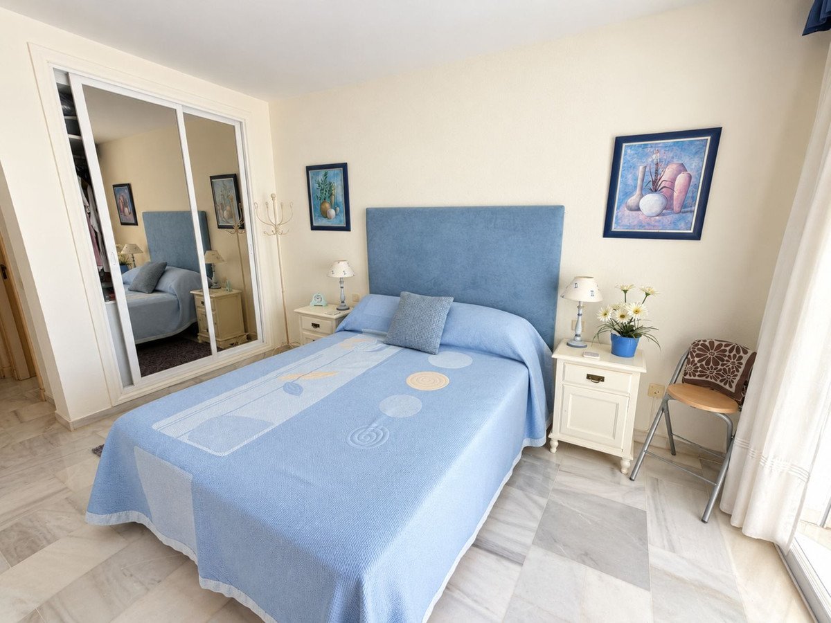 2 Bed Townhouse in El Paraiso