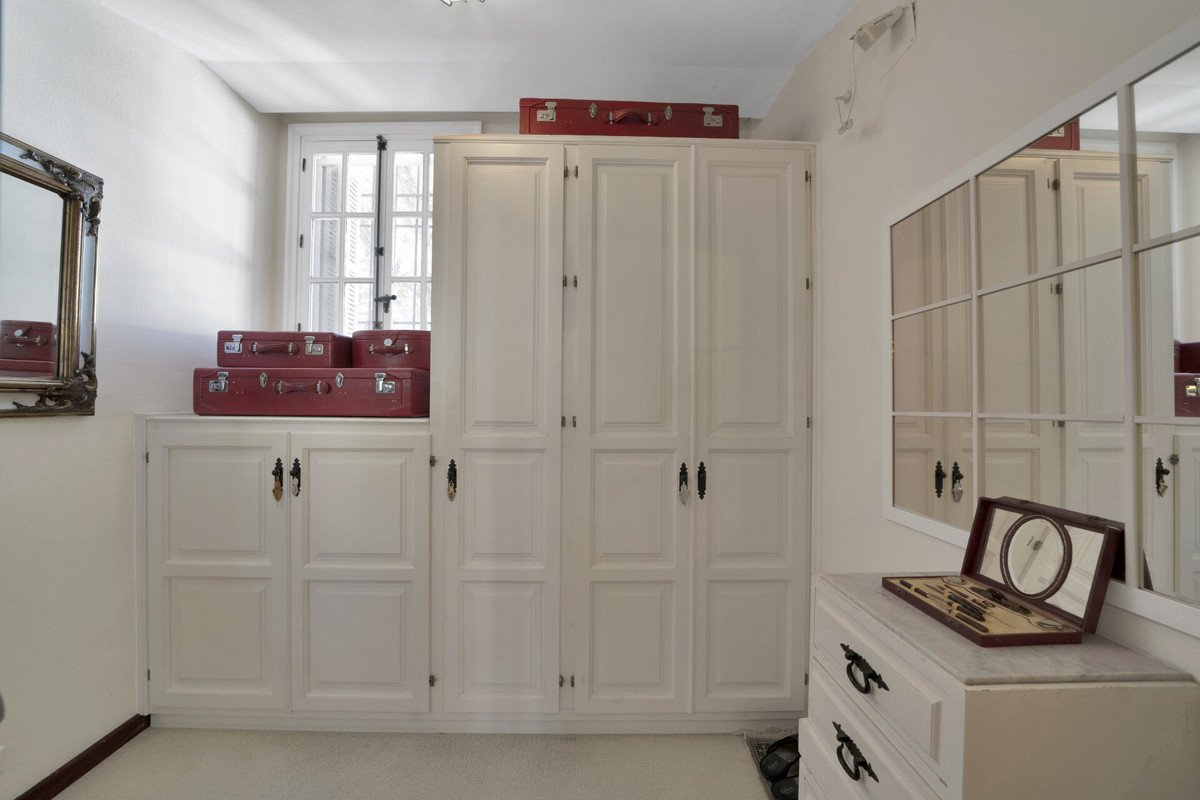 6 Bed Detached Villa in Las Brisas
