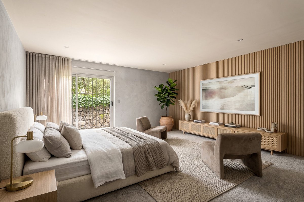 3 Bed Semi-Detached House in The Golden Mile