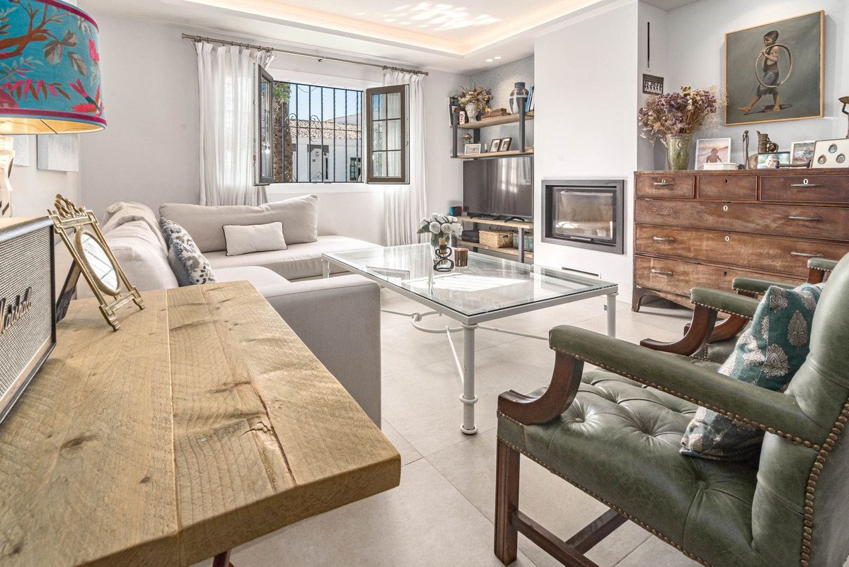 3 Bed Ground Floor Apartment in Nueva Andalucía