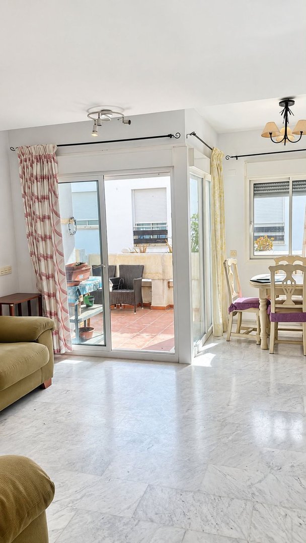 3 Bed Ground Floor Apartment in Valle Romano