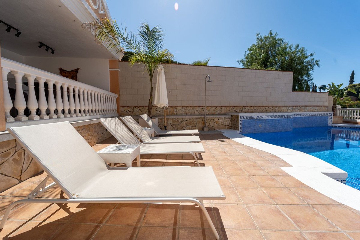 VL452354