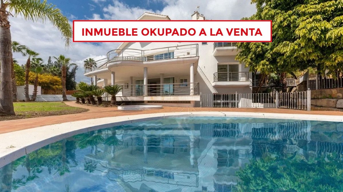 5 Bed Detached Villa in Los Almendros