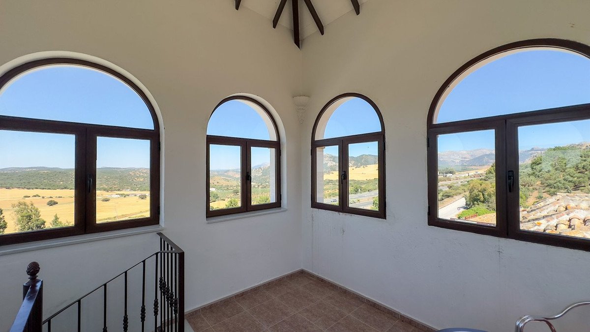 VL724428