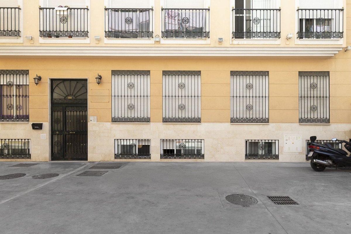 1 Bed Ground Floor Studio in Olletas