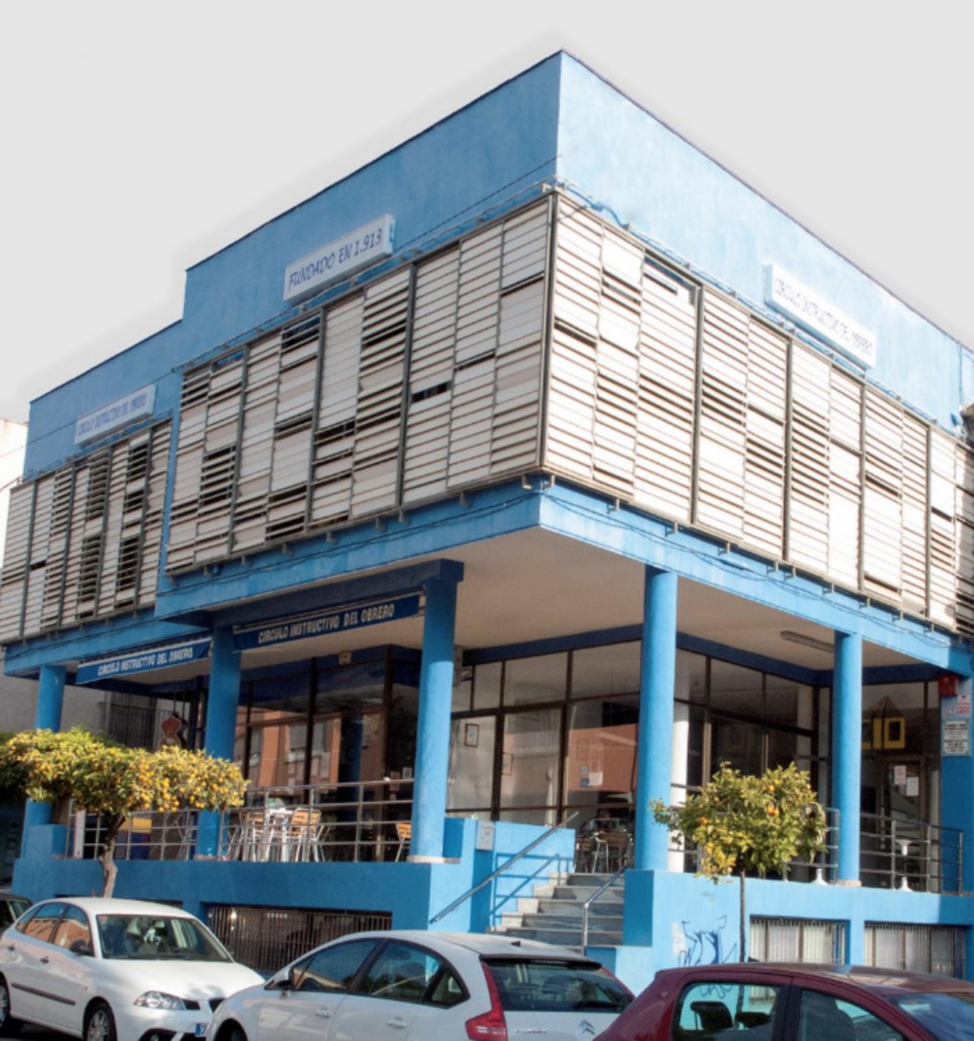 Fachada del Círculo Instructivo del Obrero (Alhama de Murcia)