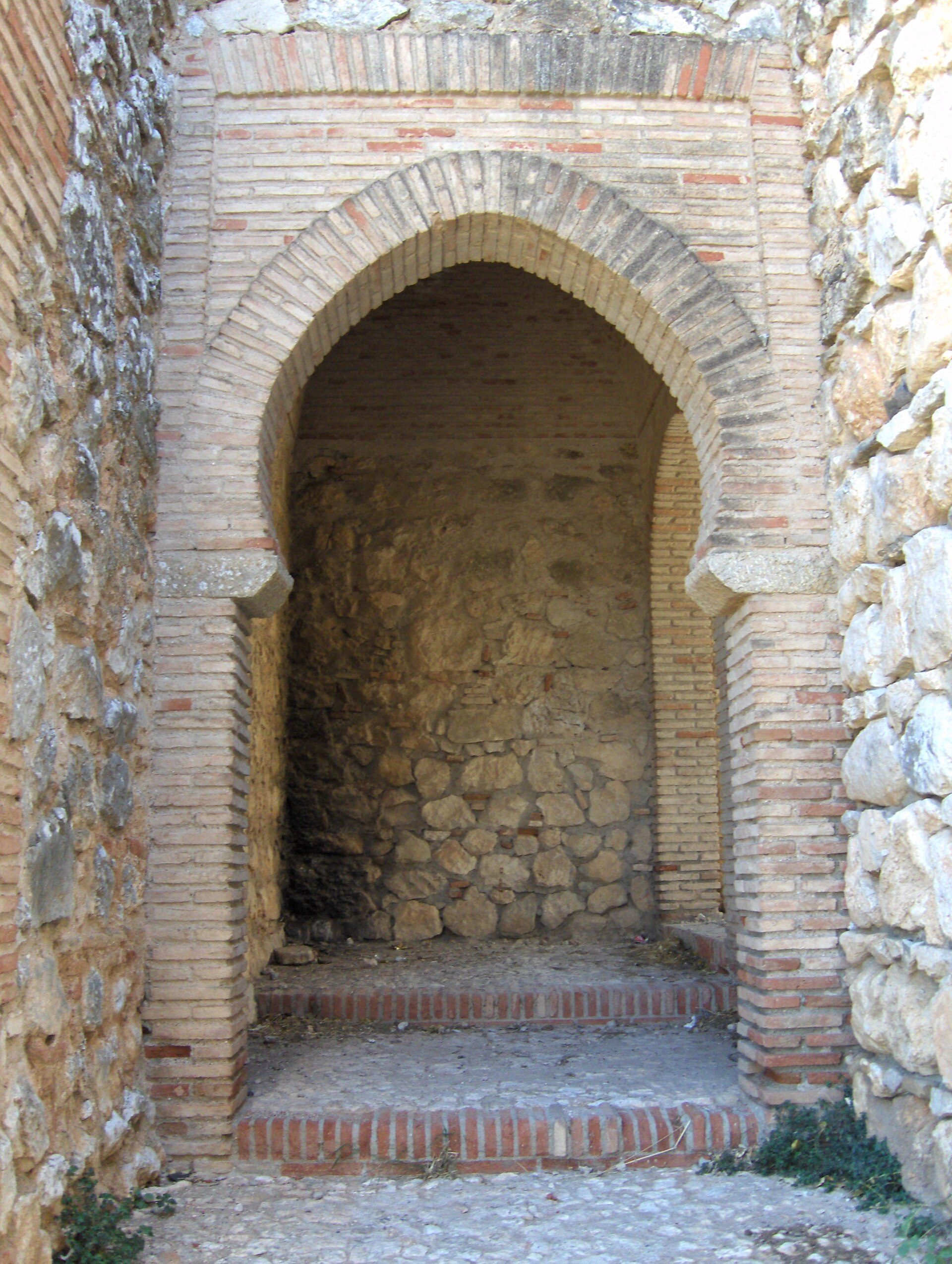 Gate in Archidona. | Tyk | CC BY-SA 3.0