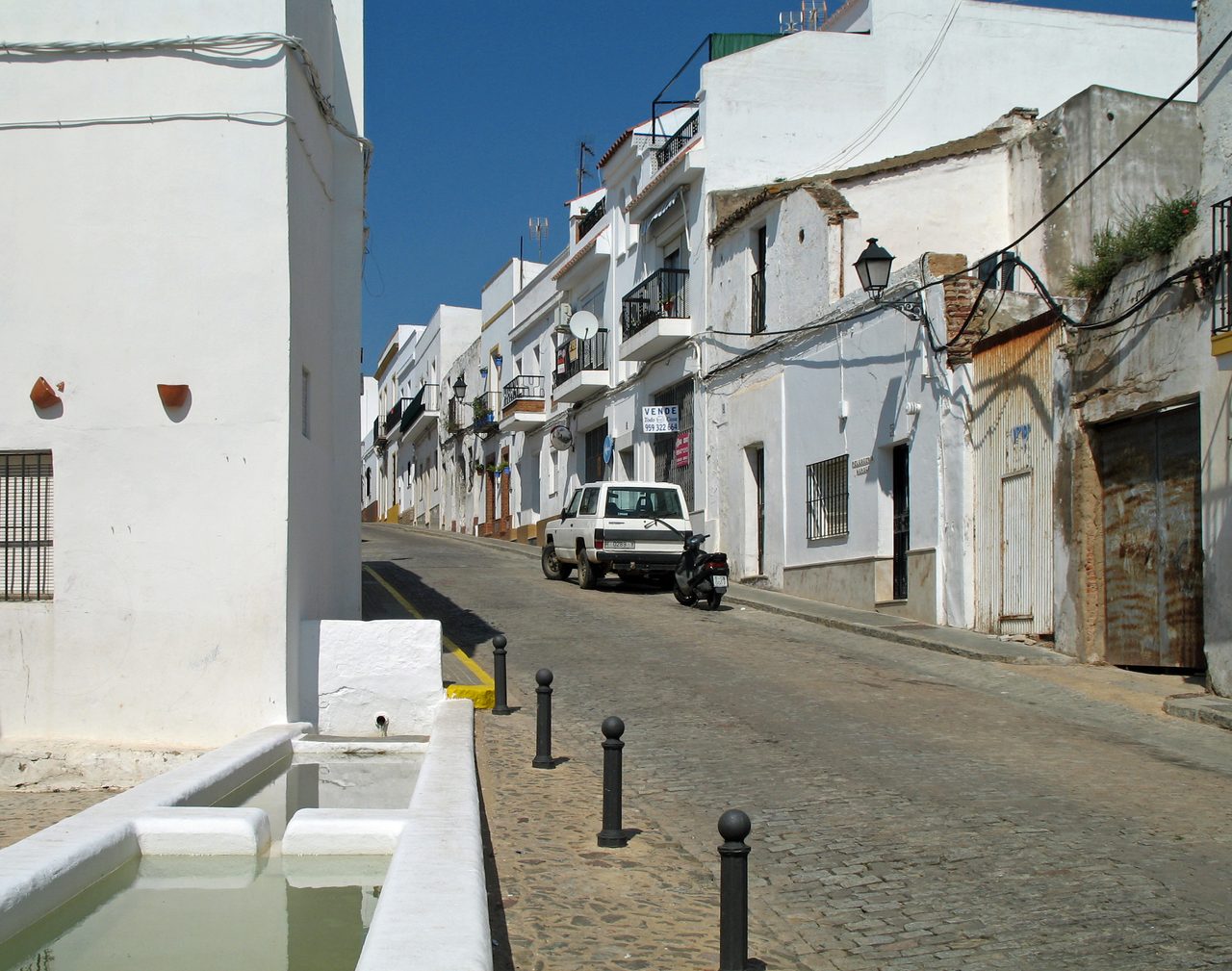 Straat in Ayamonte (provincie Huelva, Andalusië, Spanje)