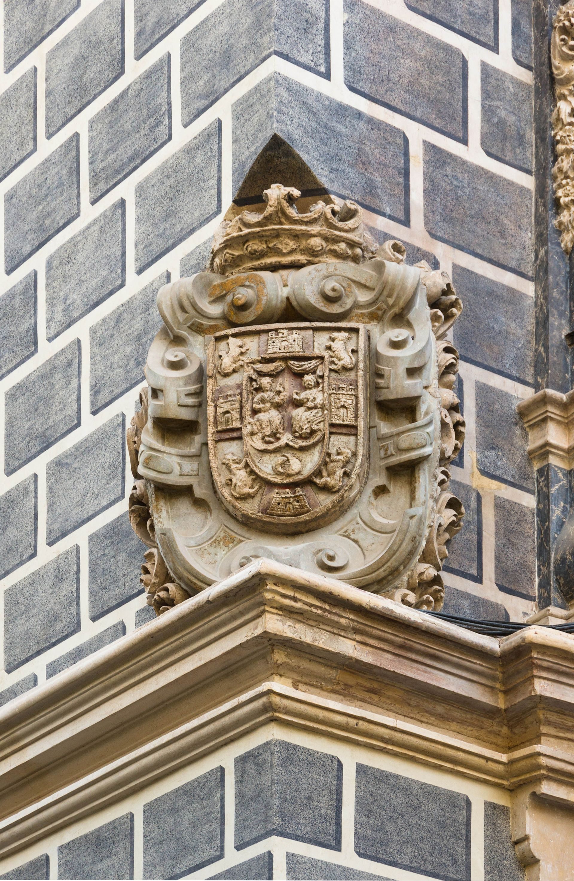 Relief of the CoA of the city, Granada, Spain.