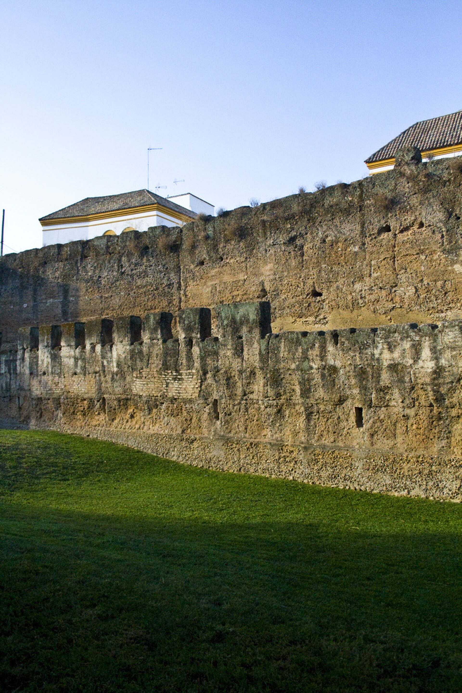 Muralla urbana de Sevilla