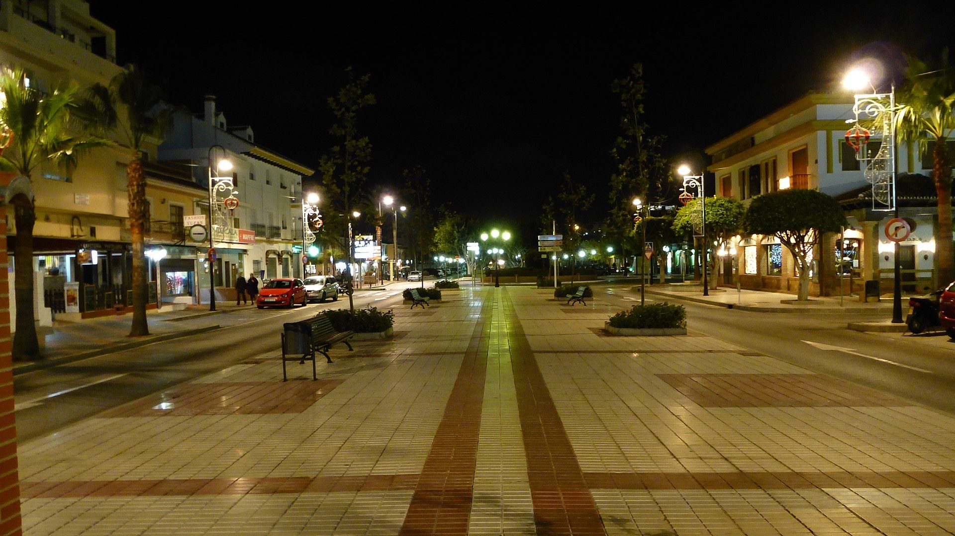 La Cala by night.