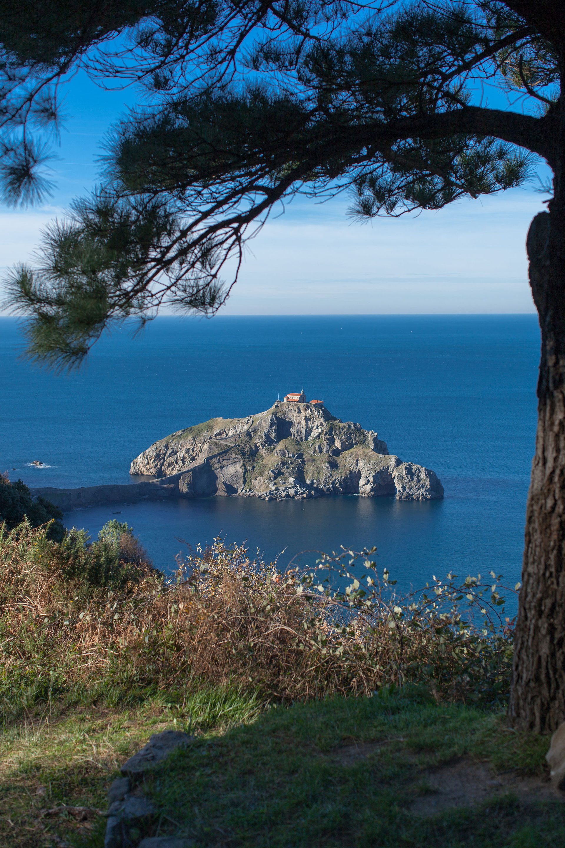 La côte basque ou Euskal Kostaldea en basque désigne le littoral compris entre l