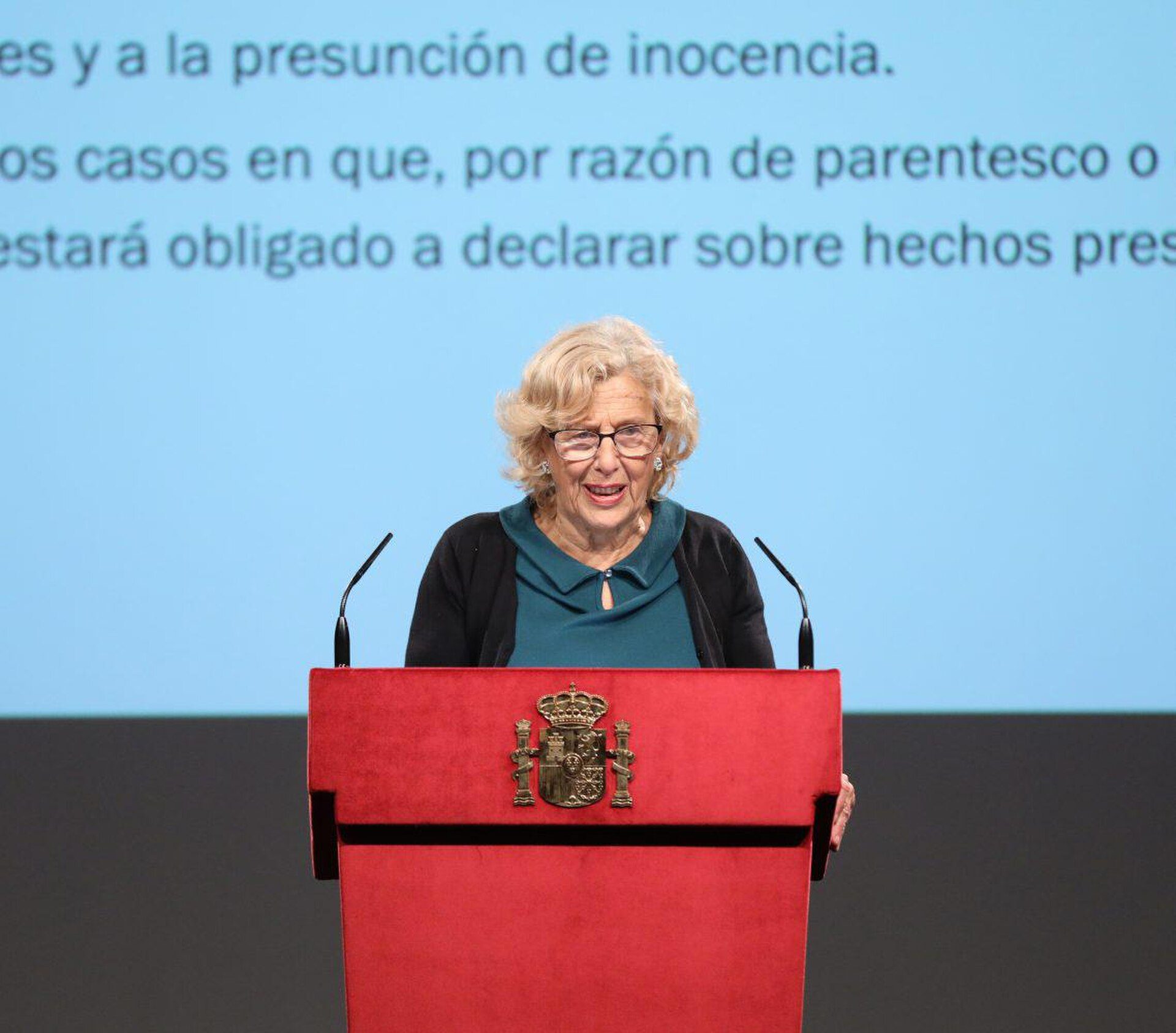 La alcaldesa de Madrid, Manuela Carmena se ha sumado esta mañana a la lectura co