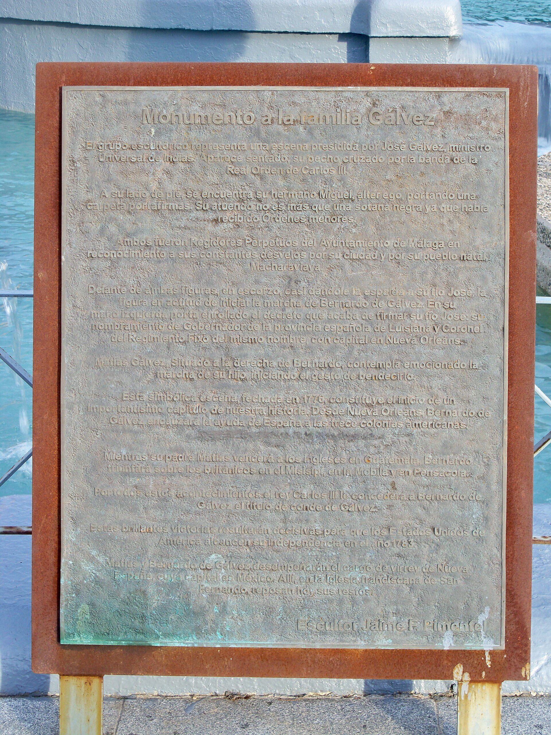 Information plaque of Los Gálvez sculptural group by Jaime Fernández Pimentel (2