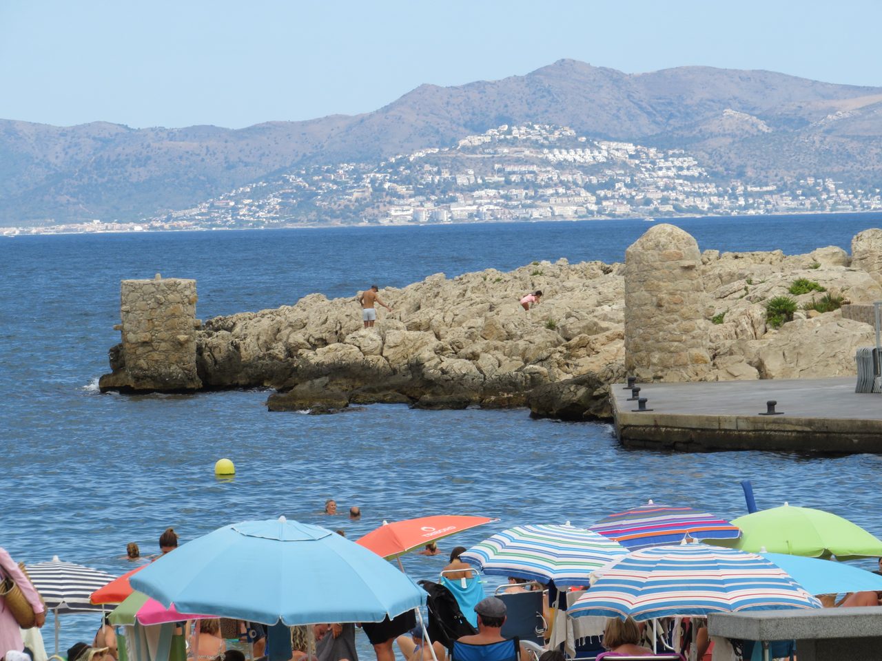 Pilons d'amarrar (l'Escala) | Enric | CC BY-SA 4.0