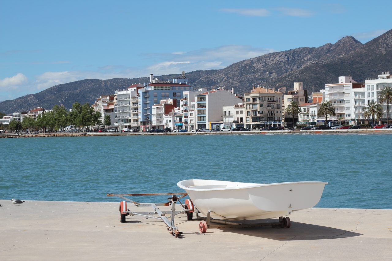 Blick auf den Strand und die Prommenade in Roses (Katalonien, Spanien) | Sascha Grosser | CC BY-SA 4.0