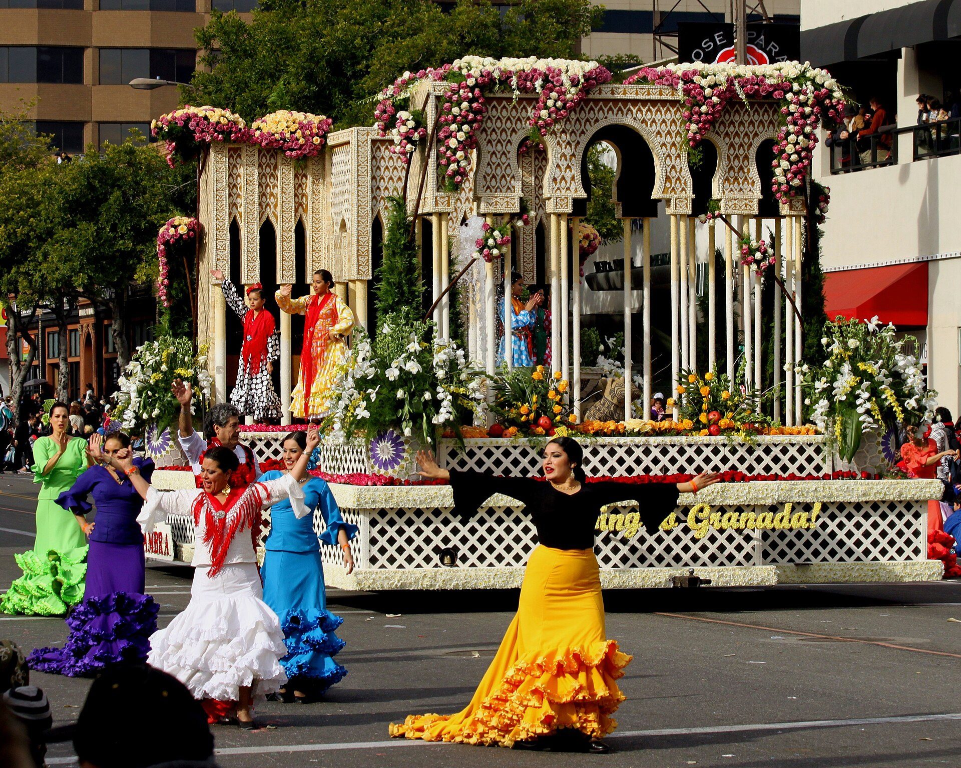presented by its sister city : Alhambra, California
2013 Rose Parade

Pasadena, 