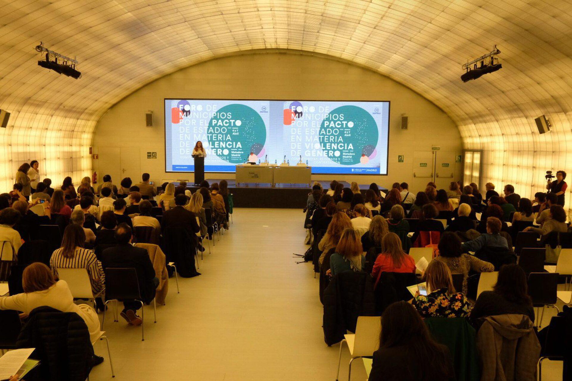 La delegada de Políticas de Género y Diversidad, Celia Mayer, ha participado esta tarde, junto a Maria Eugenia Rufino, alcaldesa de Salobreña y presidenta de la Comisión de Igualdad de la Federación E | Diario de Madrid | CC BY 4.0
