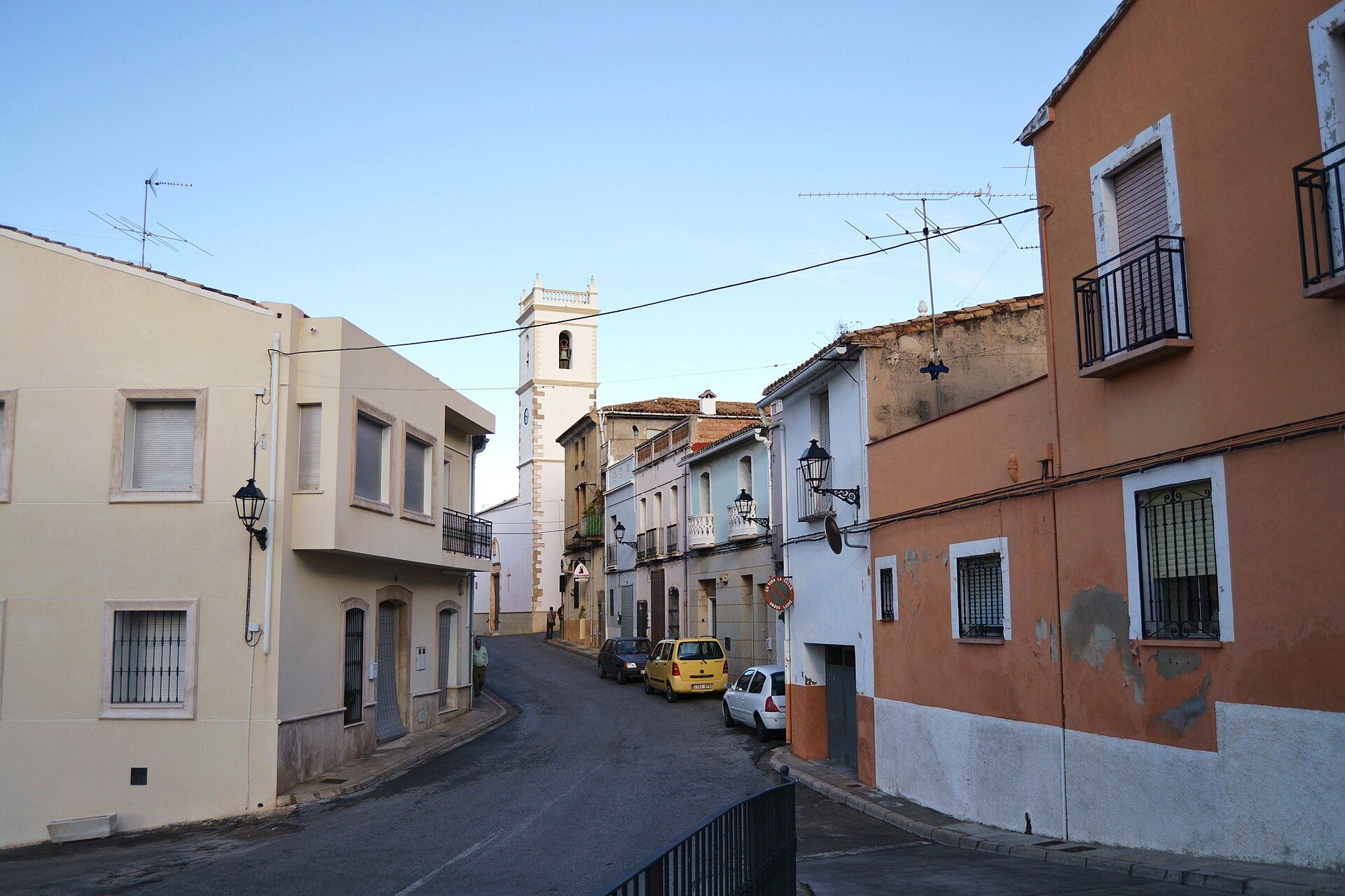 Carrers de Sanet i Negrals.