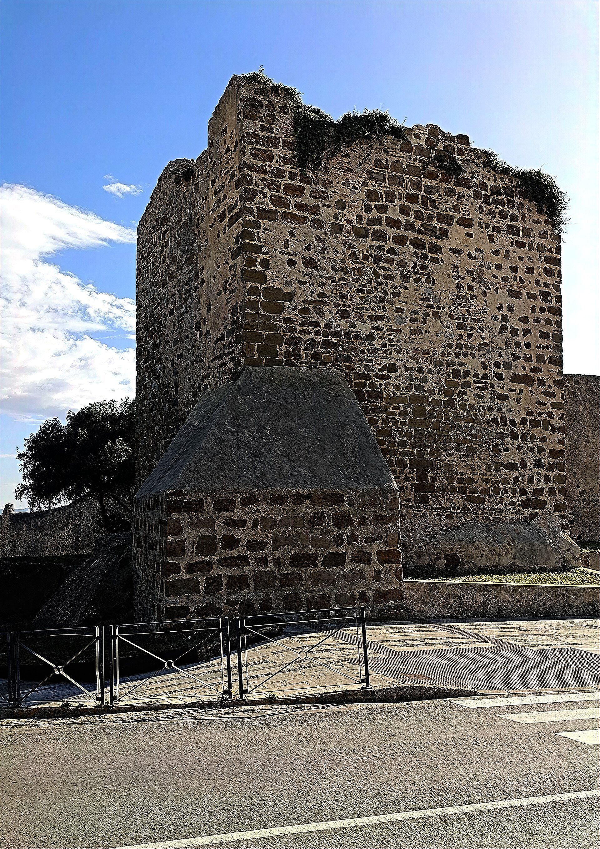 Torre del Corchuelo,Tarifa