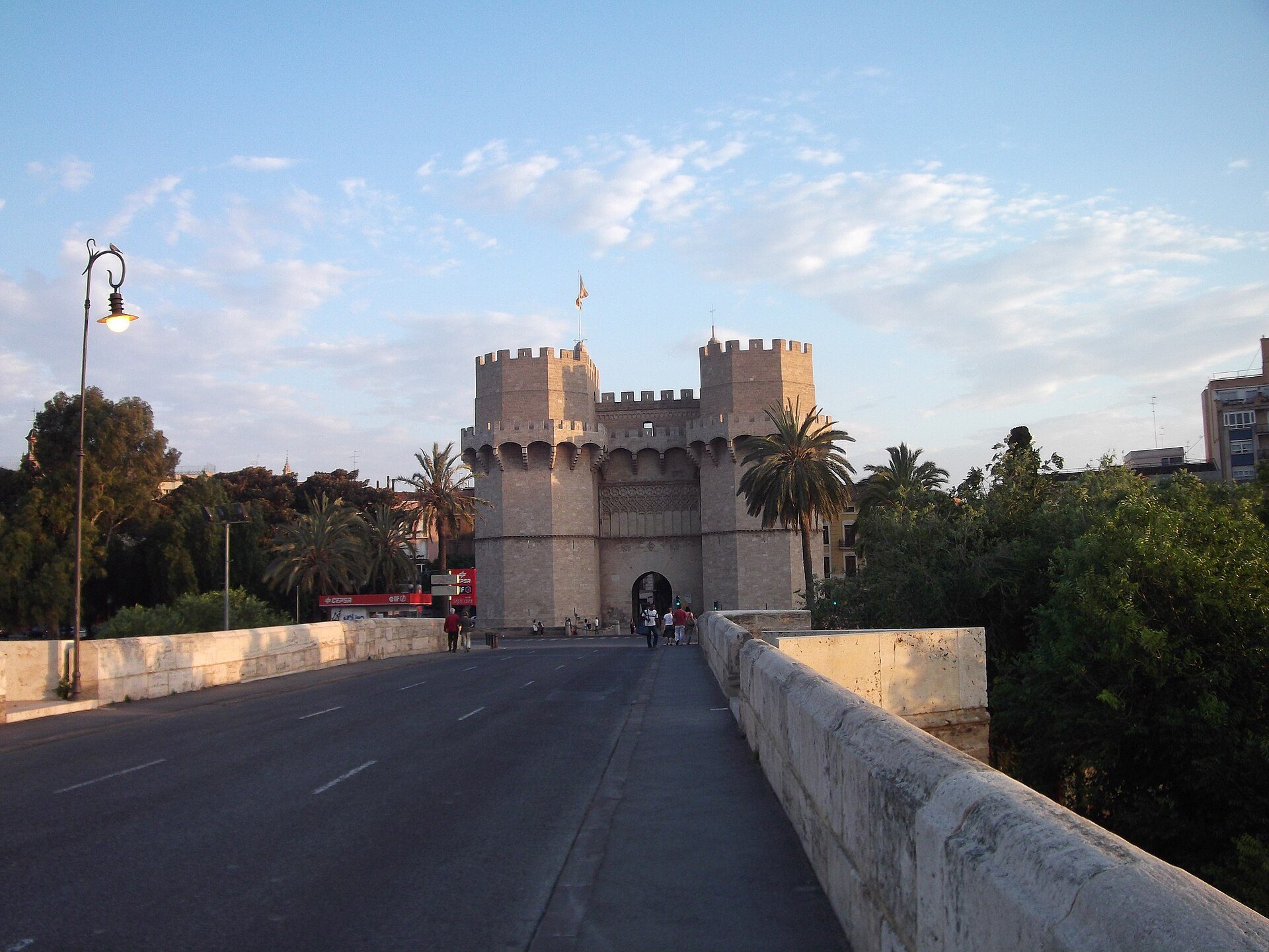 Torres De Serranos Valensia 7Da664E454E0
