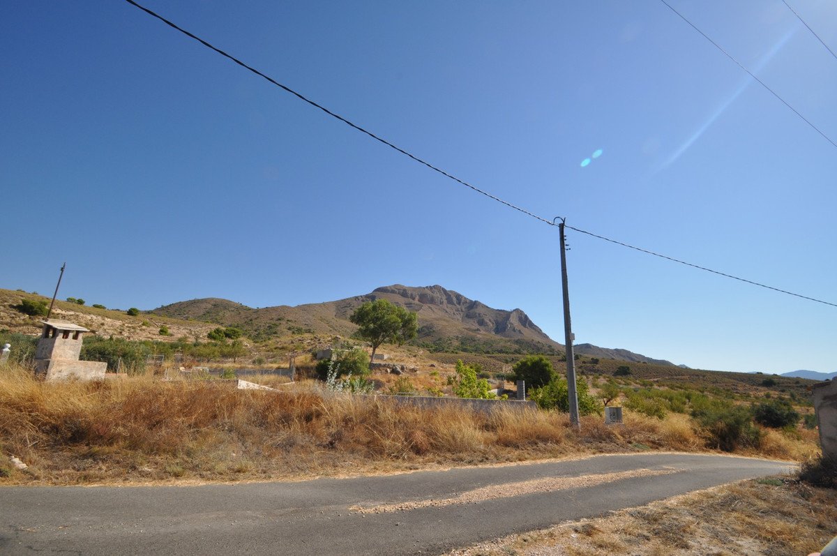 Land in Macisvenda in Macisvenda, 