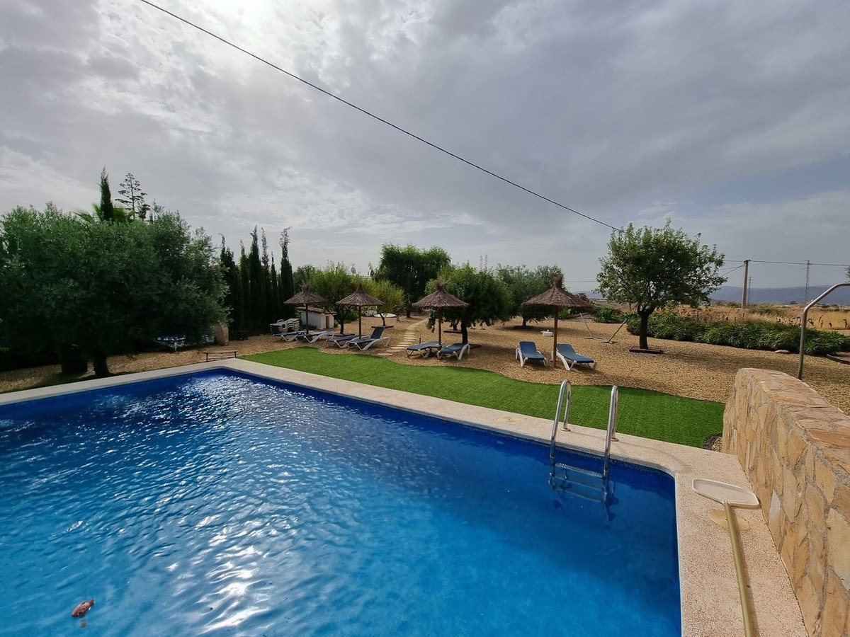 7 Bed Finca in Albox in Albox, 
