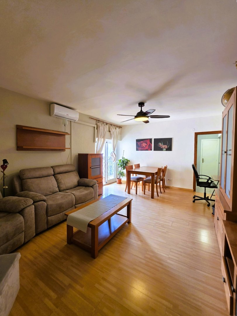 4 Bed Middle Floor Apartment in Jalon in Jalon, Apartment