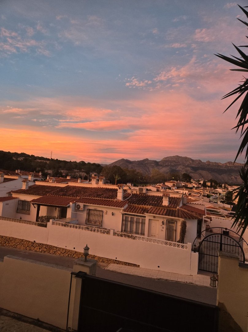 4 Bed Detached Villa in L'Alfás del Pi in L'Alfás del Pi, Detached Villa