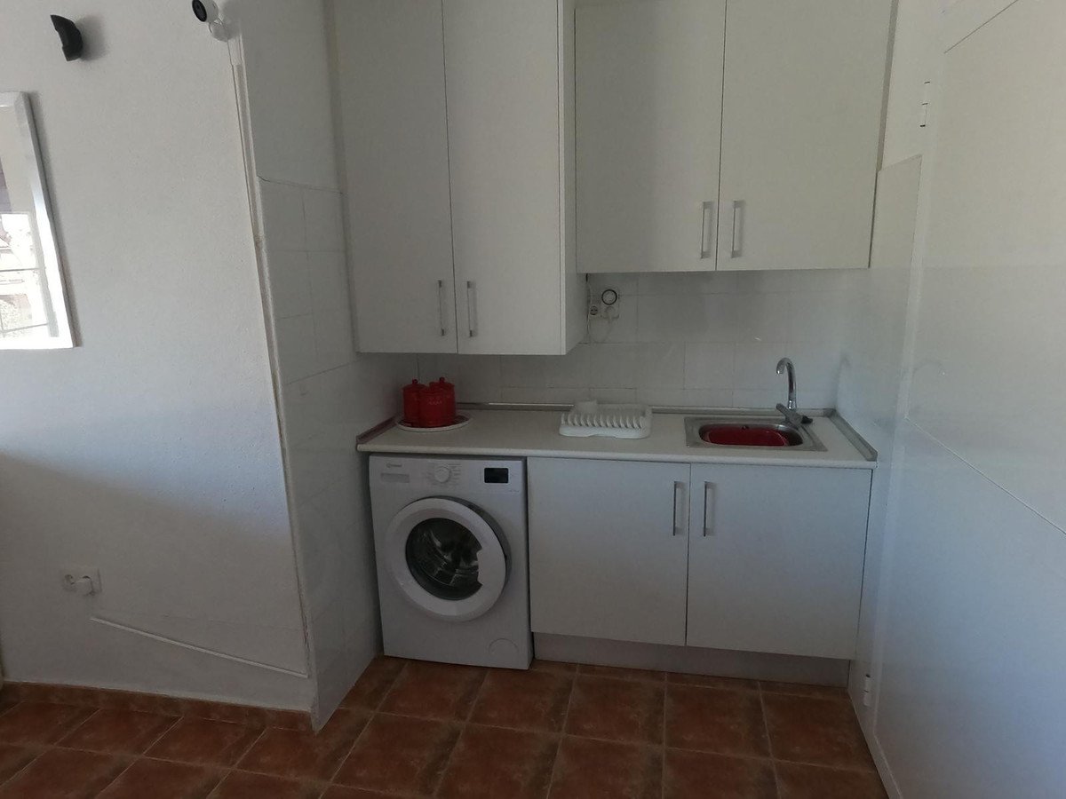 4 Bed Detached Villa in Algorfa in Algorfa — Detached Villa