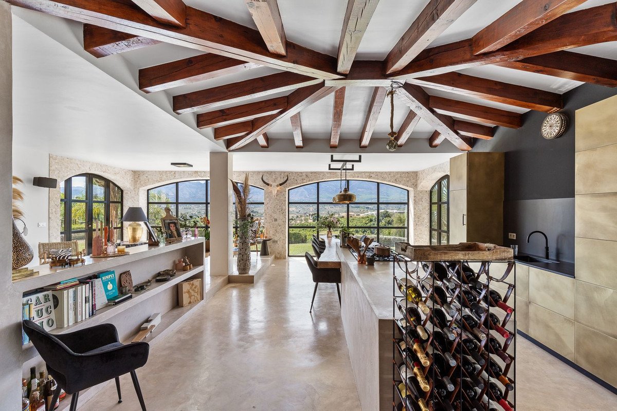 4 Bed Finca - Cortijo in Alhaurín de la Torre in Alhaurín de la Torre, 