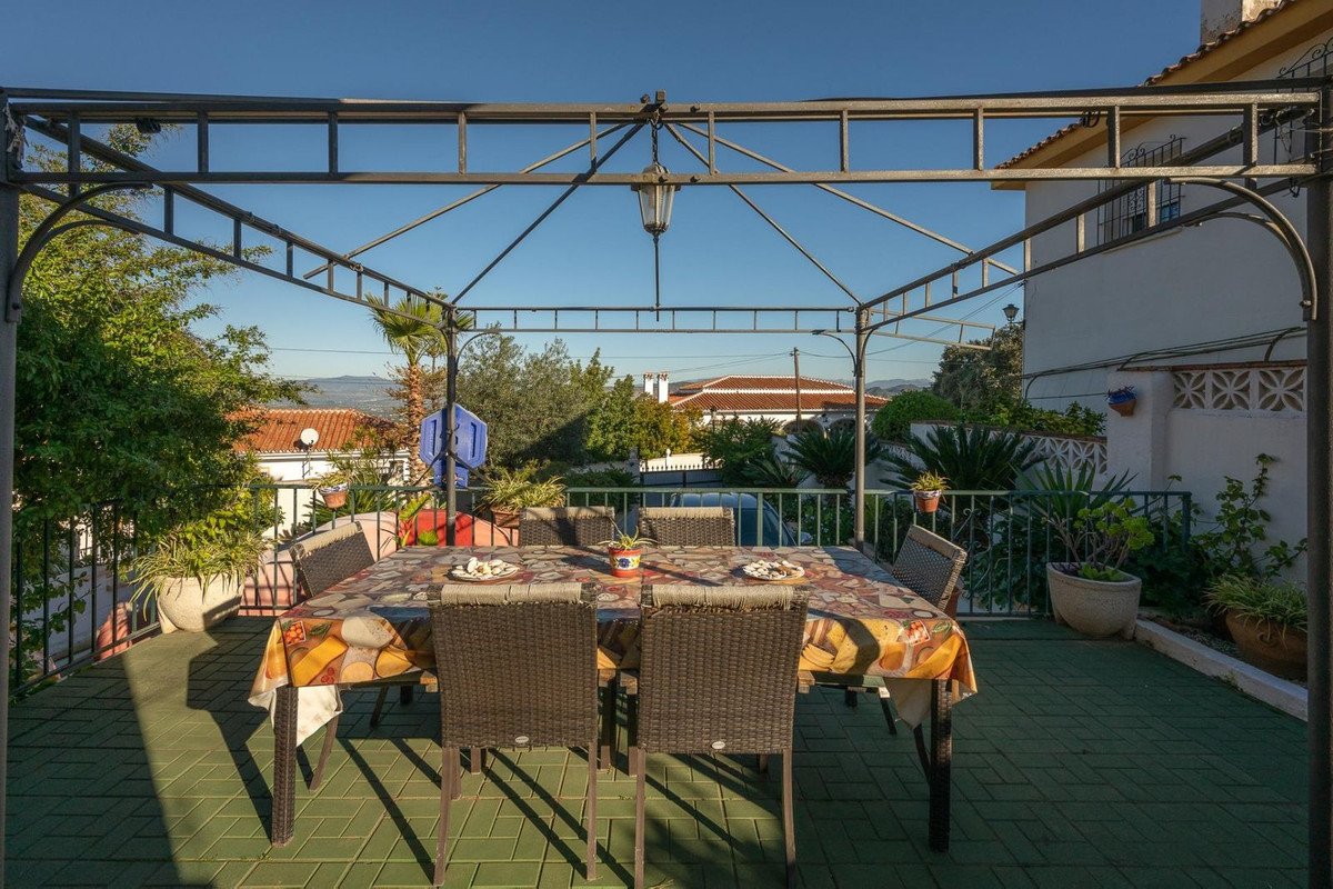 3 Bed Bungalow in Alhaurín el Grande في Alhaurín el Grande, تاون هاوس