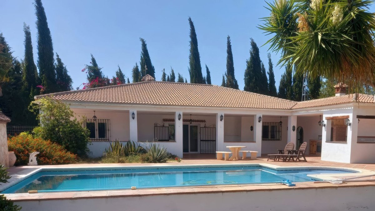 3 Bed مزرعة فينكا in Alhaurín el Grande في Alhaurín el Grande, 