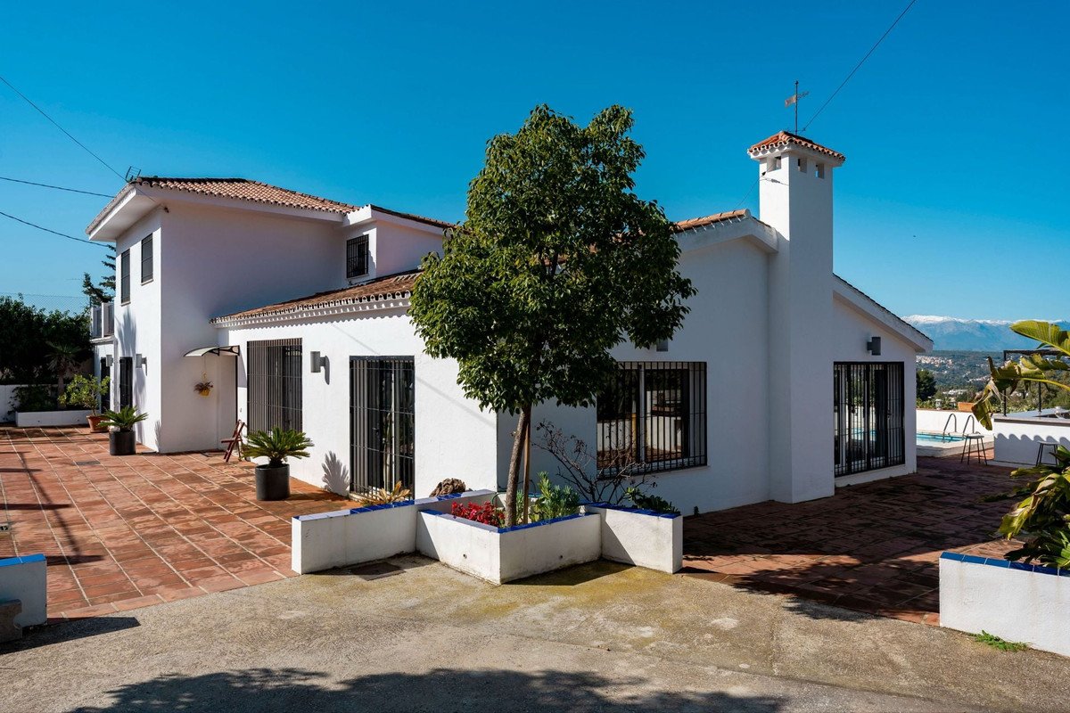 9 Bed Vrijstaande Villa in Alhaurín el Grande in Alhaurín el Grande — Finca