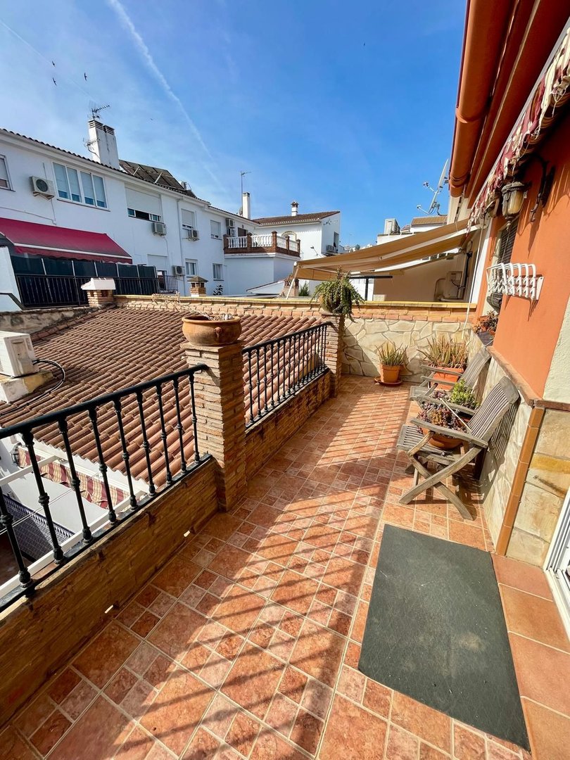 4 Bed بيت مدينة in Alhaurín el Grande في Alhaurín el Grande — 