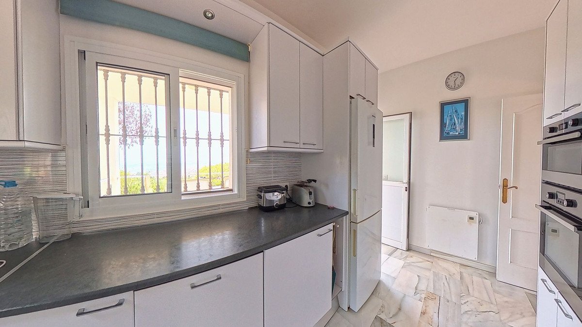 4 Bed Detached Villa in Valtocado in Valtocado, Detached Villa