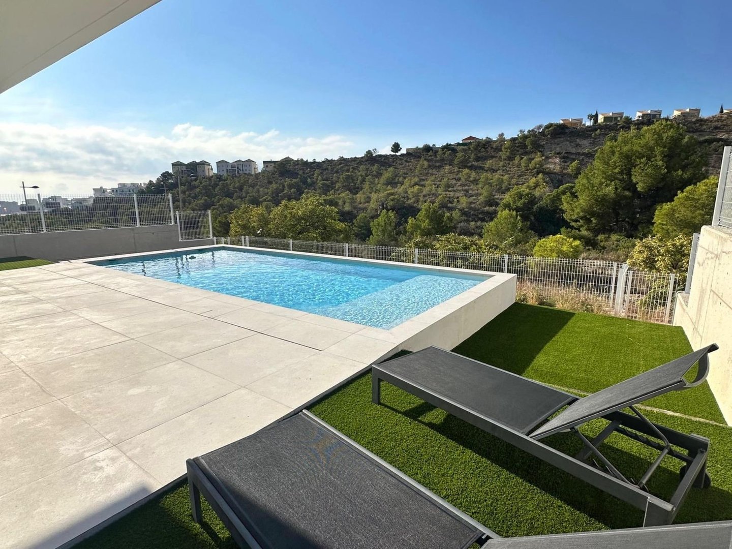 3 Bed فيلا مستقلة in Alicante في Alicante, فيلا مستقلة