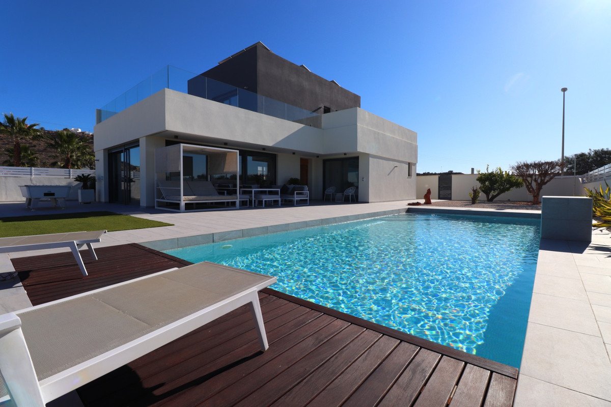 3 Bed Detached Villa in Benimar in Benimar, Detached Villa