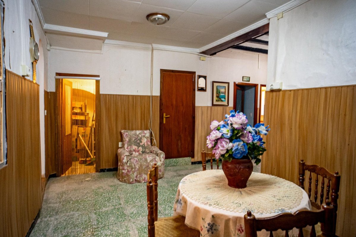 6 Bed Rijtjeshuis in Bolulla in Bolulla, Rijtjeshuis