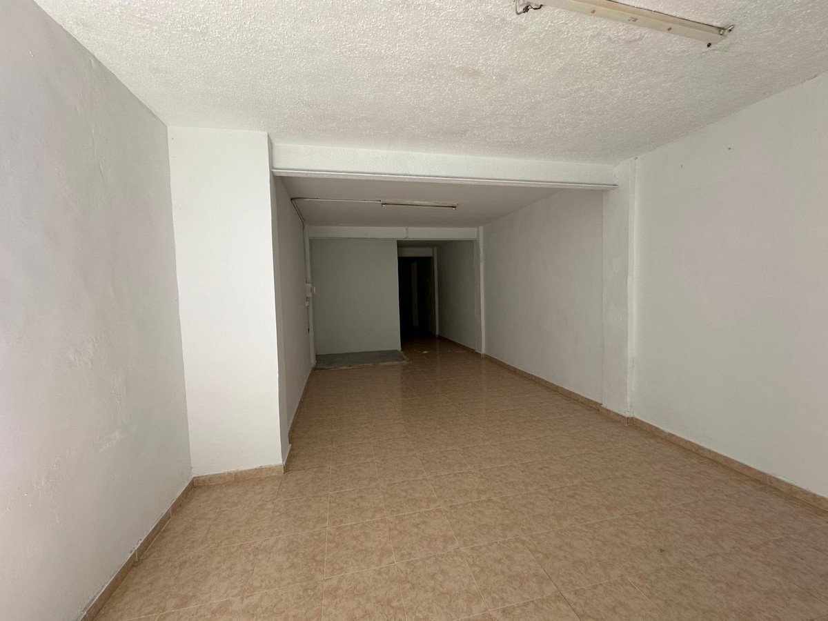 Business in Alicante in Alicante, Commercial Property