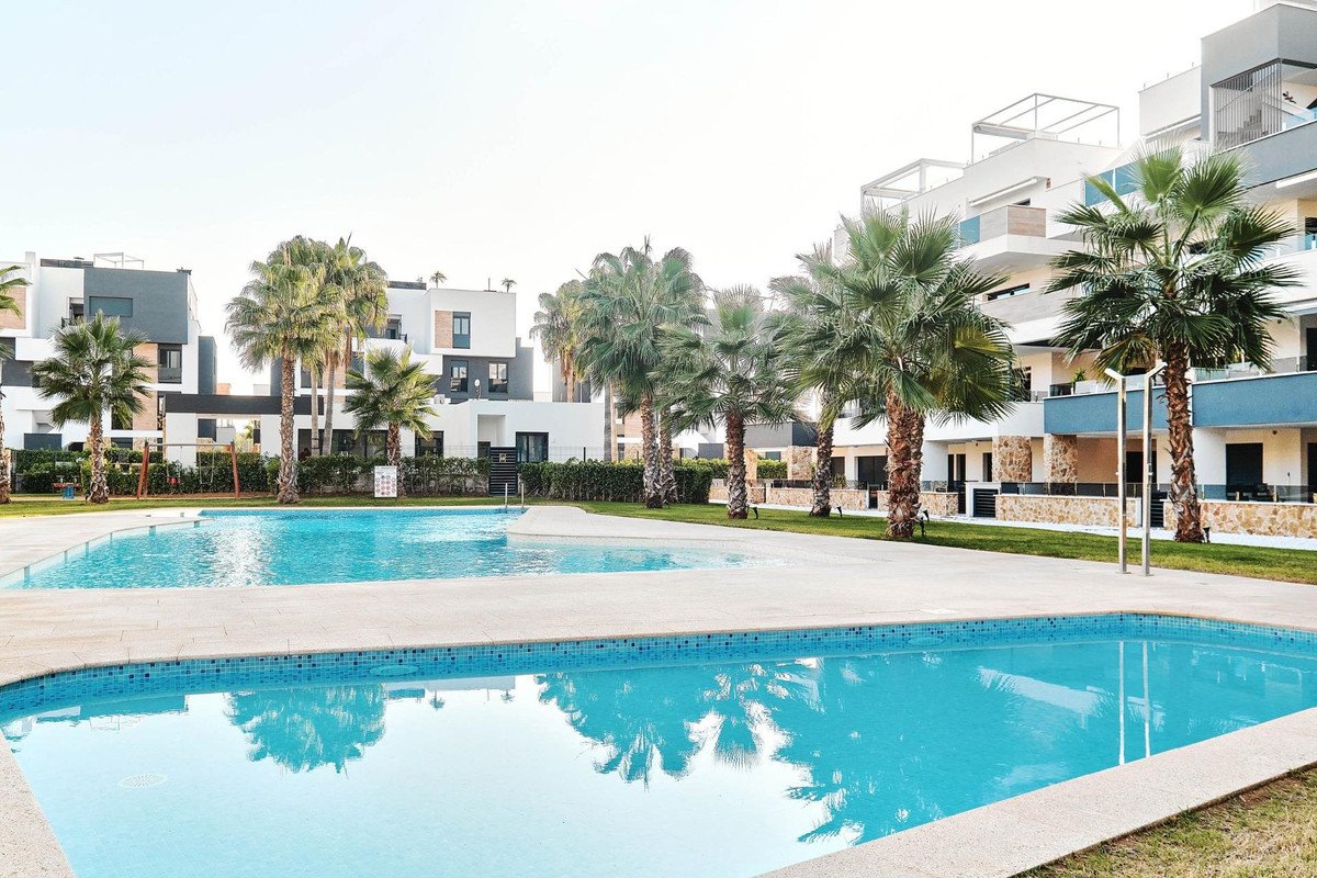 2 Bed Middle Floor Apartment in La Florida in La Florida, Apartment